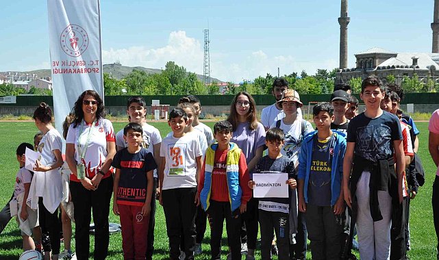 Kars&#039;ta spor okullarının açılışı