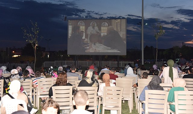 Kartepe&#039;de yazlık sinemaya ilgi artıyor