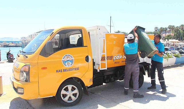 Kaş'ta "çöp taksi" hizmete başladı