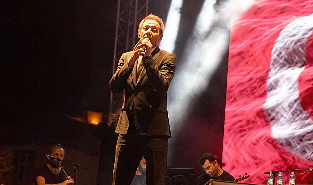 Kastamonu'da Mustafa Yıldızdoğan rüzgarı esti