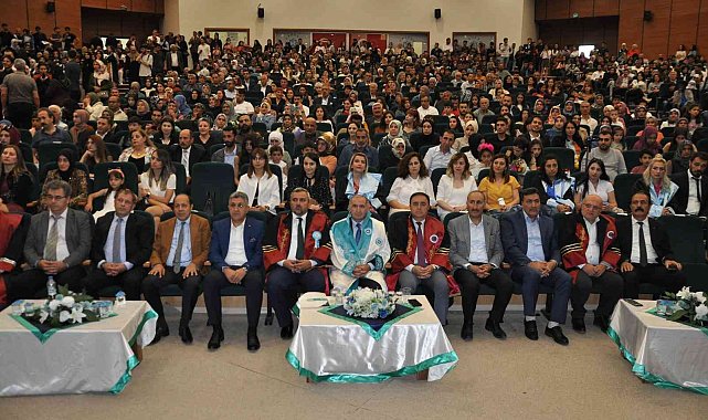 KAÜ&#039;de mezuniyet heyecanı