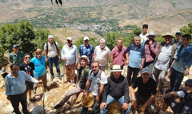 Kaymakam Ardıç gençlerle birlikte doğa yürüyüşü yaptı