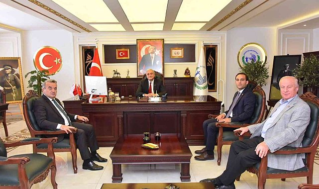 Kaymakam Öztürk ve Kaymakam Refiki Başkan Bakkalcıoğlu&#039;nu ziyaret etti