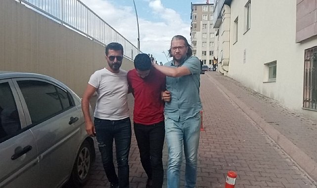 Kayseri&#039;de dehşete düşüren cinayette şüpheli sağlık kontrolüne götürüldü