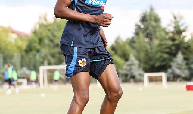 Kayserispor antrenmanlarını sürdürüyor