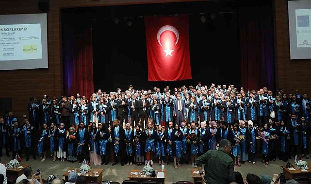 KAYÜ Uygulamalı Bilimler Fakültesi İlk Mezunlarını Verdi