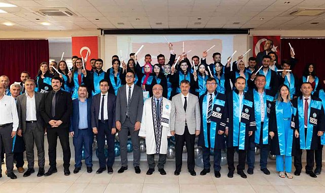 KAYÜ Yeşilhisar MYO'da mezuniyet coşkusu