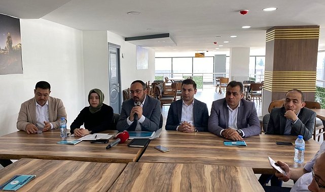 Kemikkıran: &quot;Ak sevdamızla yolumuza devam ediyoruz&quot;