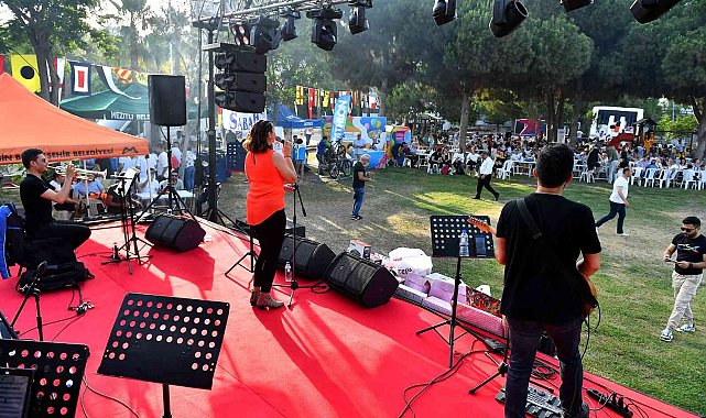 Kent Orkestrasından Denizciler Kampında 'Yaza Merhaba' konseri