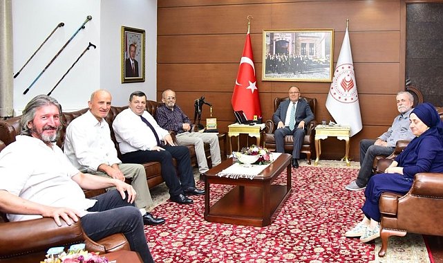 Kentte öncelikli ele alınması gereken kentsel çalışmaları görüştüler