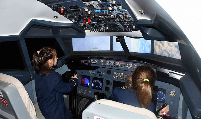 KidZania İstanbul, 8. yaşını basın mensupları ve çocuklarıyla kutladı