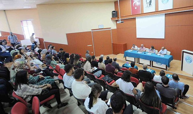 Kilis'te ''Şiir ve Edebiyat" söyleşisi