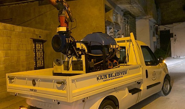 Kilis'te ilaçlama çalışmaları gece gündüz sürüyor