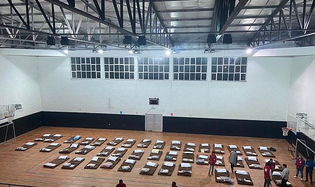 Kızılay&#039;dan sel mağduru vatandaşlara yardım eli