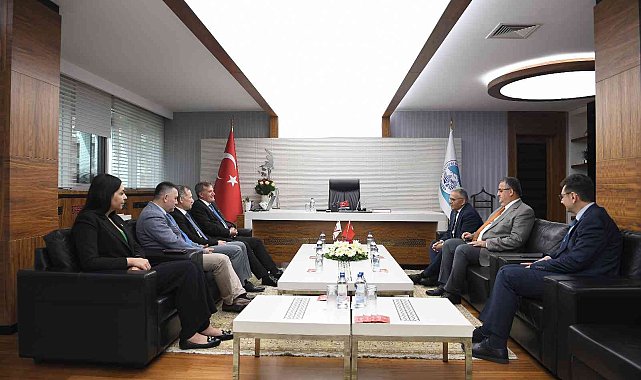 KKTC Bayındırlık ve Ulaştırma Bakanı Prof. Dr. Erhan Arıklı: