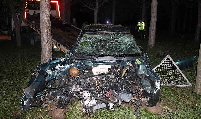 Kontolden çıkan otomobil bahçeye uçtu: 1 ağır yaralı