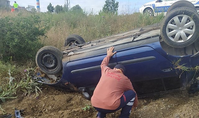 Kontrolden çıkan otomobil tarlaya devrildi: 1 yaralı