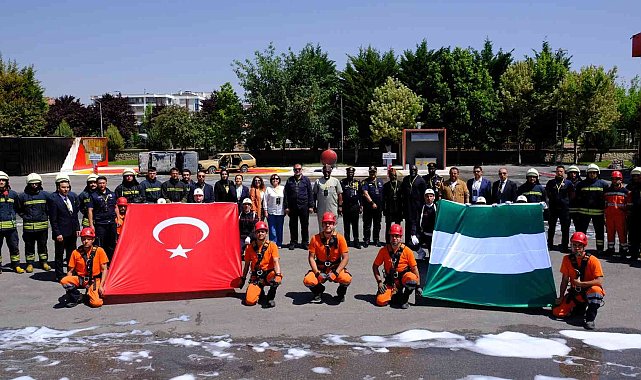 Konya Büyükşehir İtfaiyesi Nijeryalı itfaiyecileri eğitiyor