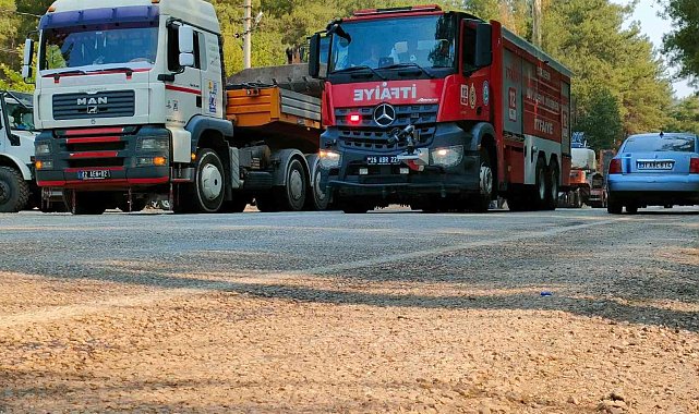Konya Büyükşehir Marmaris'teki yangına 22 araç ve 36 personelle katkı veriyor