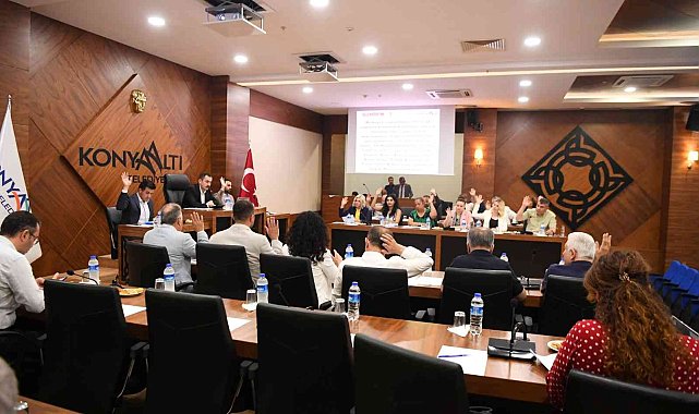 Konyaaltı Belediyesi'nde sözleşmeli personele 500 TL'lik iyileştirme müjdesi