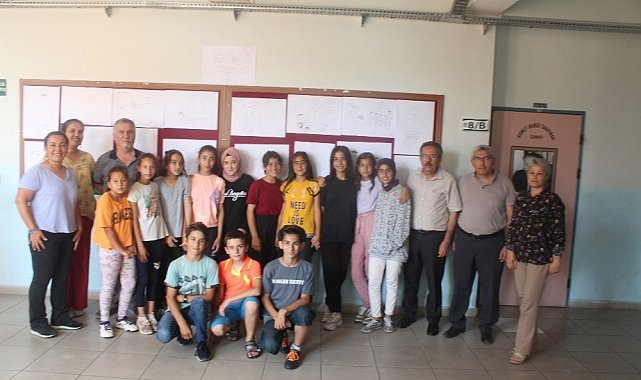 Köyceğiz'de öğrenciler karikatür atölye çalışması yaptı