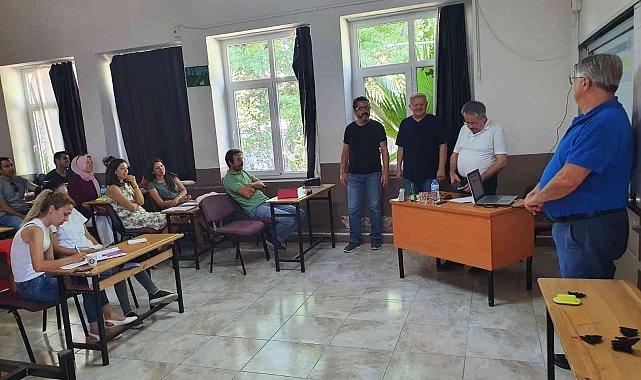 Köyceğiz&#039;de Satranç Aday Hakem Kursu açıldı