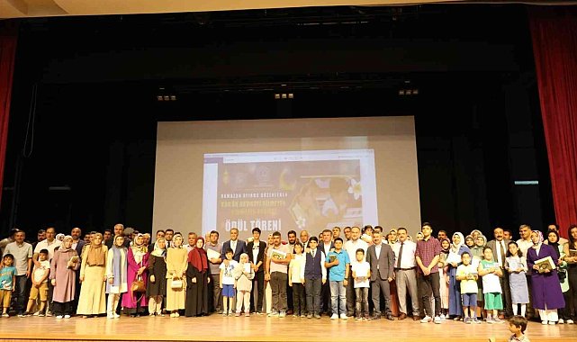 Kur&#039;an-ı Kerim öğrenen ve öğretenlere ödül verildi