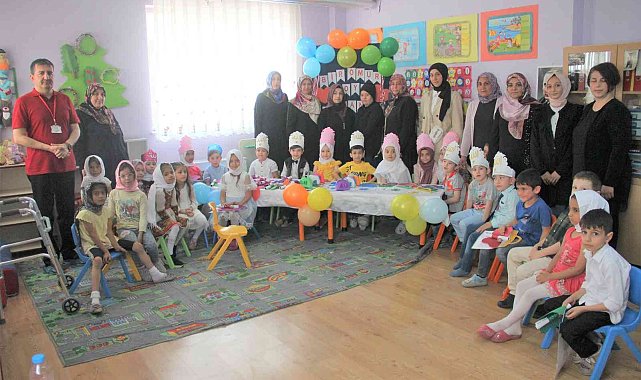 Kur&#039;an kursu öğrencilerine mezuniyet programı