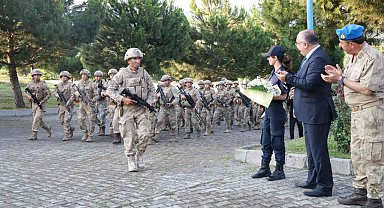 Kurtlar taburundaki komandolar yuvaya döndü