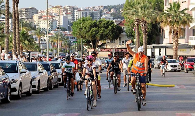 Kuşadası'nda daha temiz bir dünya için pedal bastılar