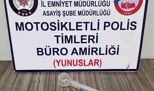 Kütahya'da iki kişinin bulunduğu araçta uyuşturucu ele geçirildi