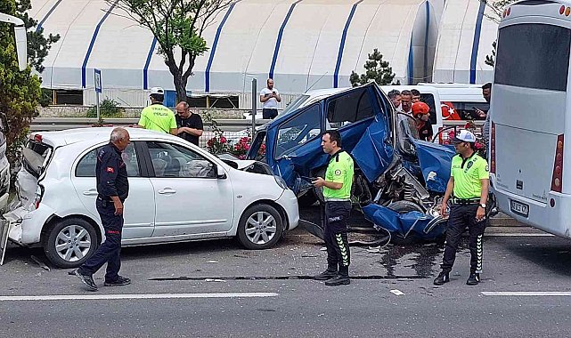 Kütahya'da zincirleme trafik kazası: 3 yaralı