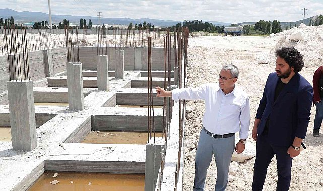 Kütahya&#039;ya yeni kamyon garajı