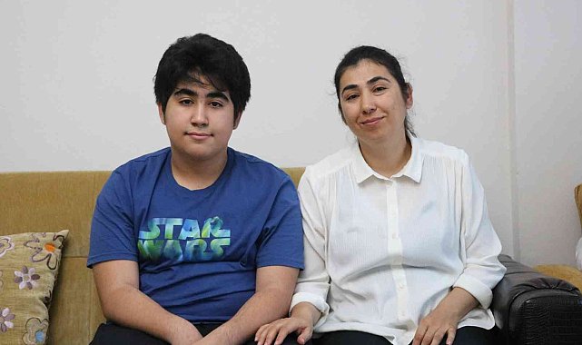 LGS&#039;de 500 tam puan alan öğrencinin hedefi AİHM&#039;de hakim olmak