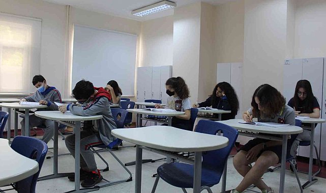 LGS&#039;de Türkiye 1&#039;incilerinden birisi Denizli&#039;den