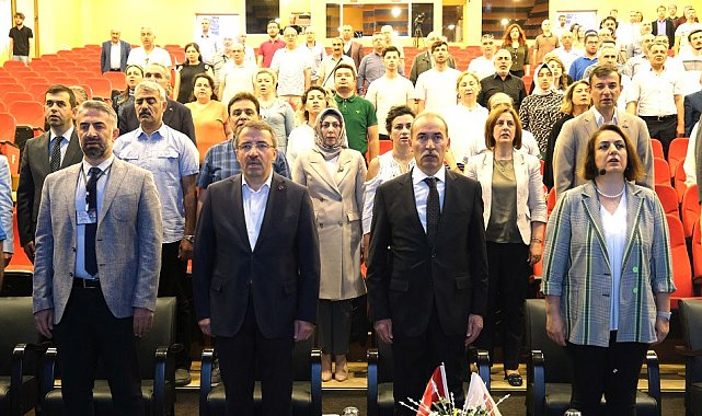 Liderlik ve Etkin Yöneticilik Sertifika Programı sona erdi