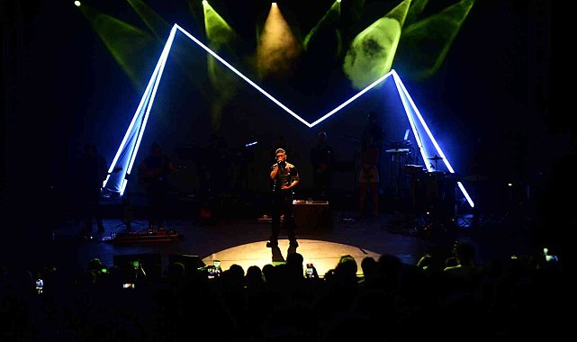 Mabel Matiz Bursalıları coşturdu