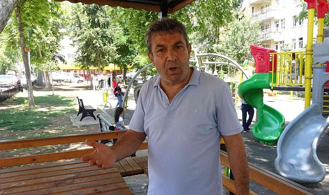 Mahalle muhtarı uyardığı şahısların saldırısına uğradı