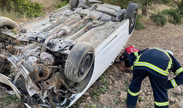 Mardin'de otomobil şarampole yuvarlandı: 2 yaralı