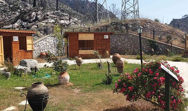 Marmaris'te Bal Evi yenilenen yüzüyle hizmete açıldı