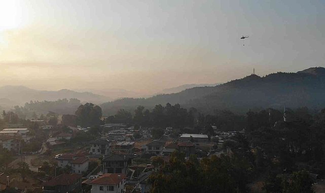 Marmaris'te baş döndüren hava trafiği