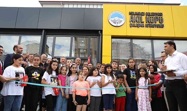Melikgazi&#039;de 4 Kütüphane ve 3 Teknoloji Atölyesinin açılışı yapıldı
