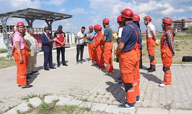 MEM-AKUB ekibine hafif arama, kurtarma ve tahliye eğitimi verildi