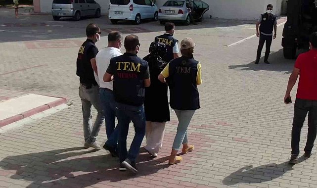Mersin&#039;de FETÖ hükümlüsü ihraç polis memuru ile öğretmen yakalandı