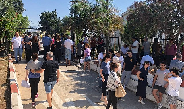 Mersin&#039;de gençlerin sınav heyecanı başladı