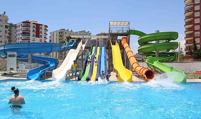 Mezitli Belediyesi Su Dünyası sezonu açtı