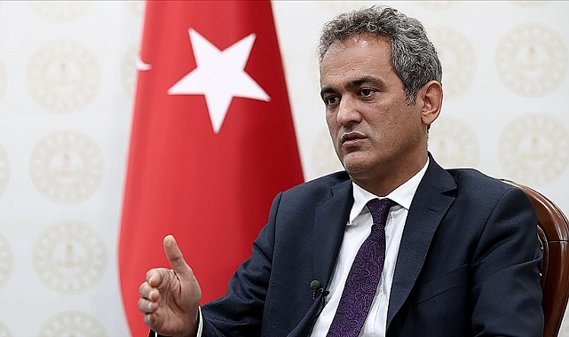 Milli Eğitim Bakanı Özer&#039;den öğretmen atamaları ve okula kayıt adı altında bağış olmaz açıklaması