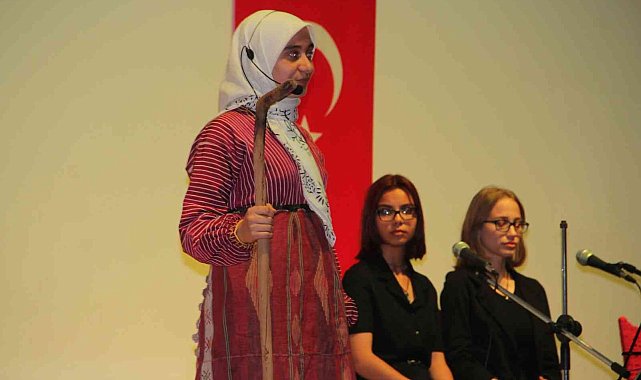 Milli Mücadele'nin kadın kahramanları şiirlerle canlandırıldı