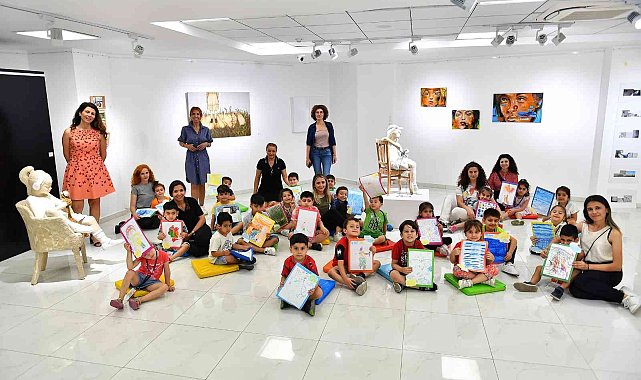 Minik ressamlar, Ahmet Yeşil Sanat Galerisinde buluştu