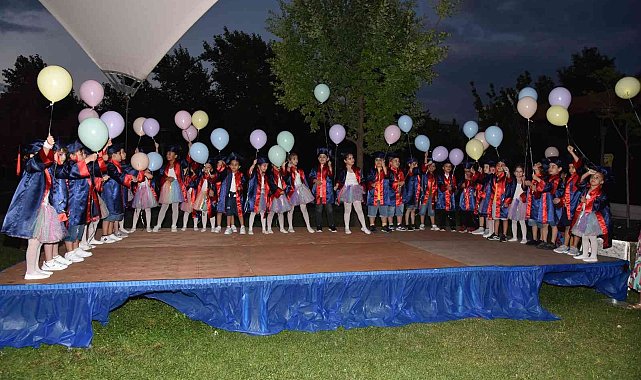 Minikler mezuniyet heyecanı yaşadı